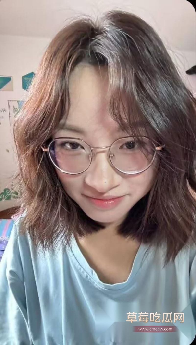 武汉大学反差婊学姐王佳雯 6