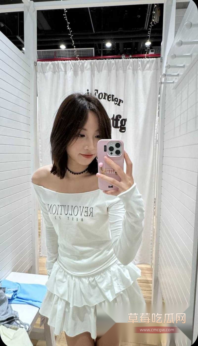 武汉大学反差婊学姐王佳雯 11