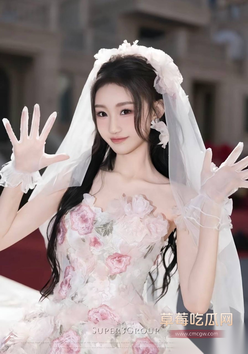 抖音超500万粉丝歌手陈雪凝新婚老公李瑞滨被曝是男名媛 17 抖音超500万粉丝歌手陈雪凝新婚老公李瑞滨被曝是男名媛 17