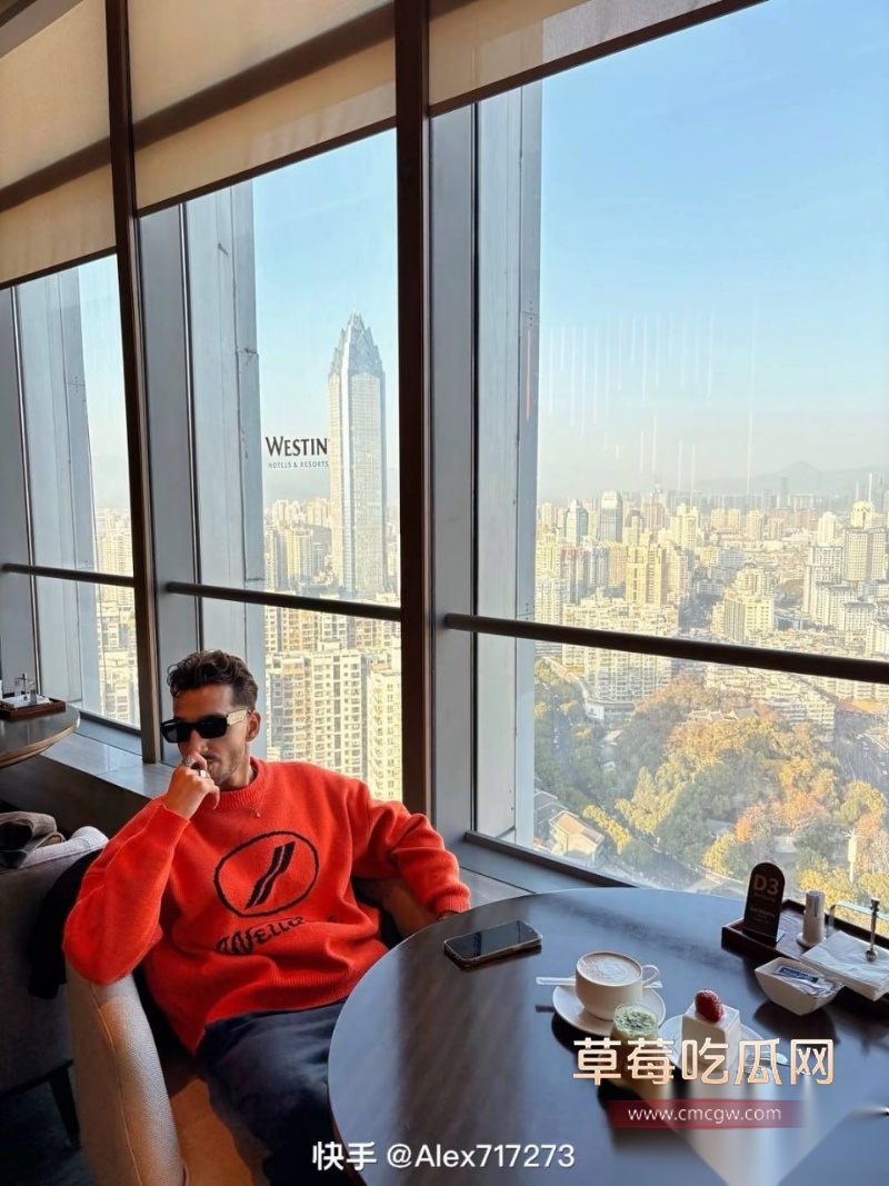 抖音超500万粉丝歌手陈雪凝新婚老公李瑞滨被曝是男名媛 66 抖音超500万粉丝歌手陈雪凝新婚老公李瑞滨被曝是男名媛 66