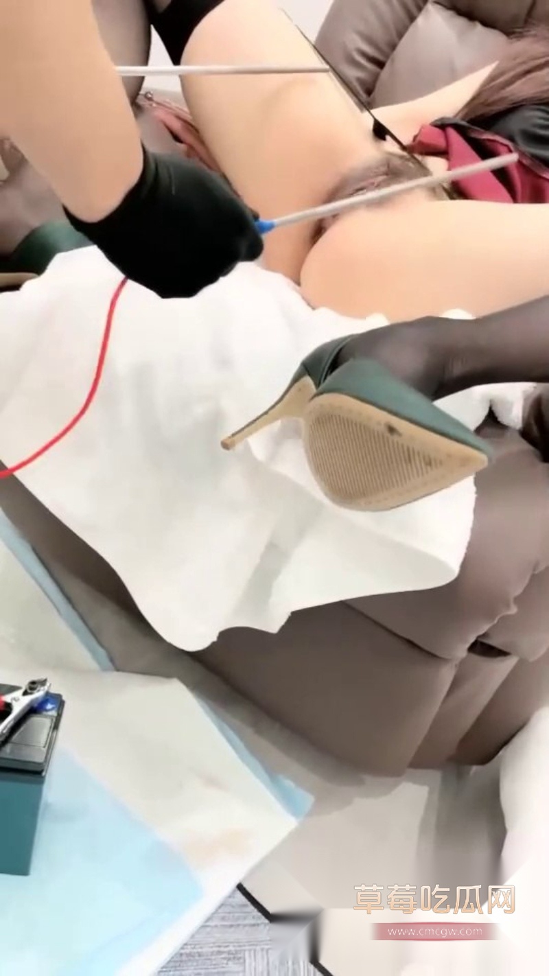 电流棒直击奶头 7