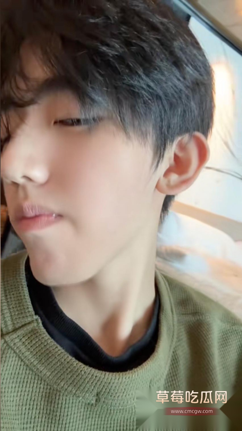 抖音博主zlizli打飞机 8 抖音博主zlizli打飞机 8