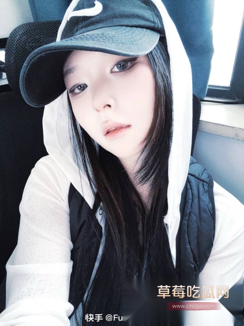 温州医科大学巴基斯坦帅气留学生 乐阳 被曝在快手小红书公开选妃 5 温州医科大学巴基斯坦帅气留学生 乐阳 被曝在快手小红书公开选妃 5