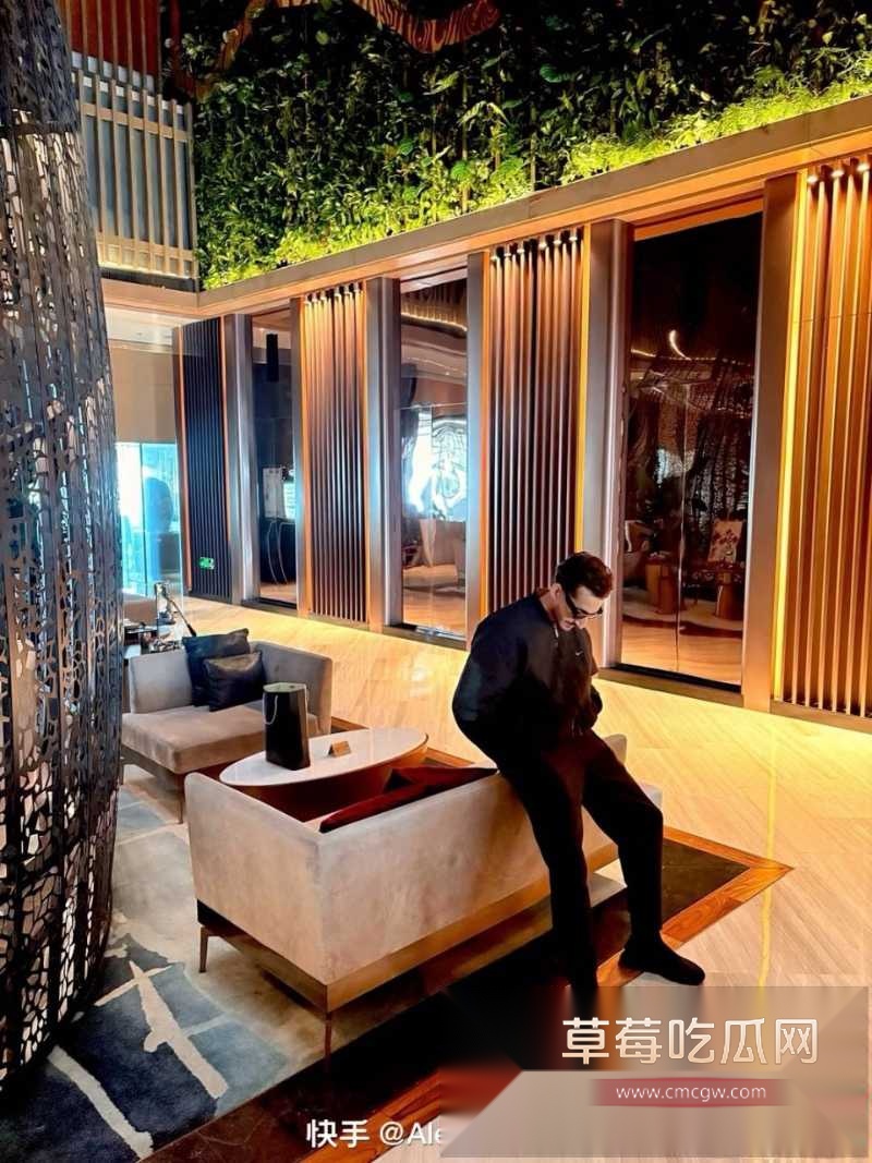 温州医科大学巴基斯坦帅气留学生 乐阳 被曝在快手小红书公开选妃 51 温州医科大学巴基斯坦帅气留学生 乐阳 被曝在快手小红书公开选妃 51