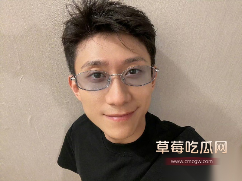 微博司晓迪深夜放锤 44