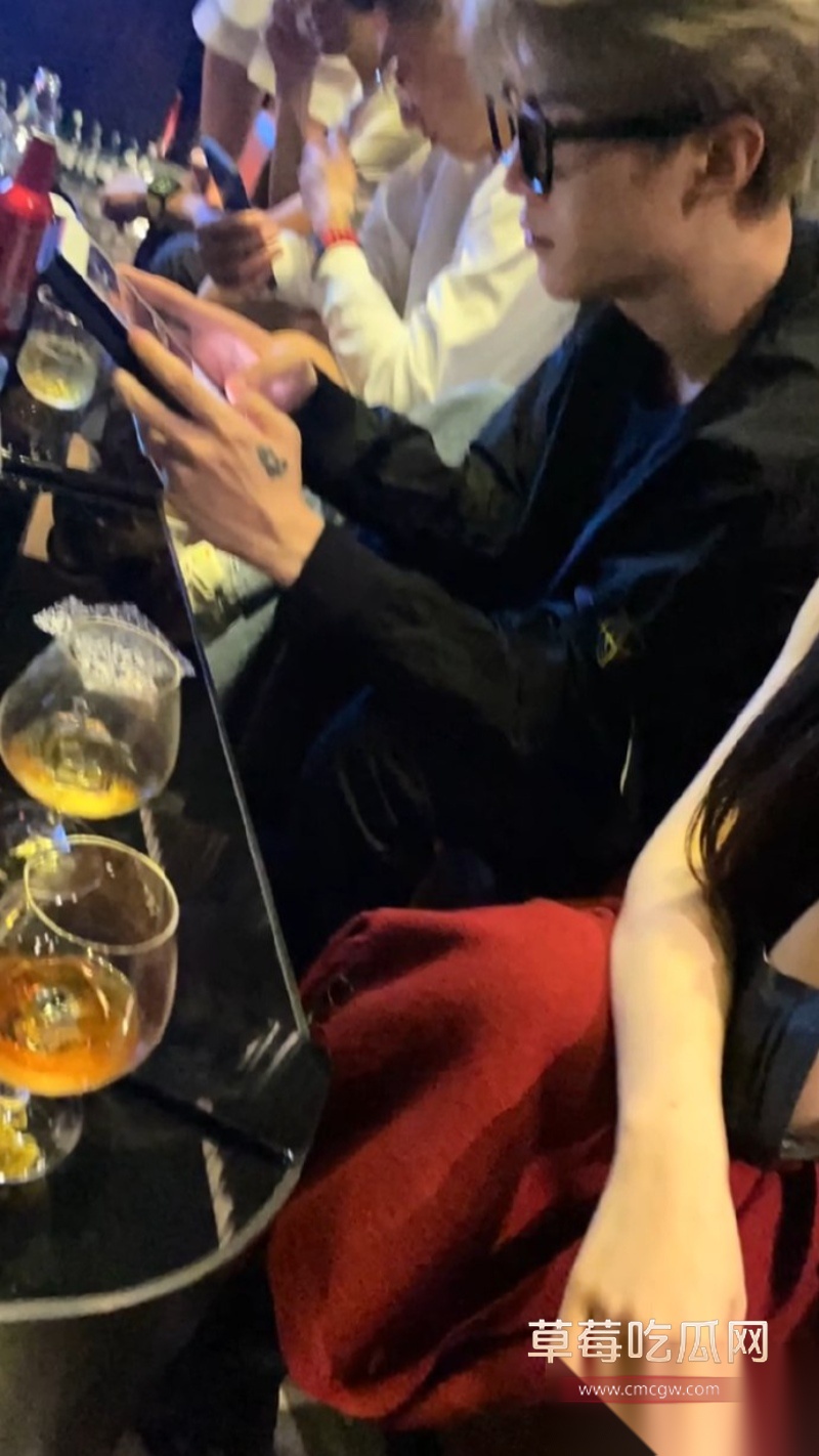 微博司晓迪深夜放锤 67