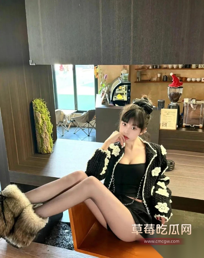 微博司晓迪深夜放锤 84