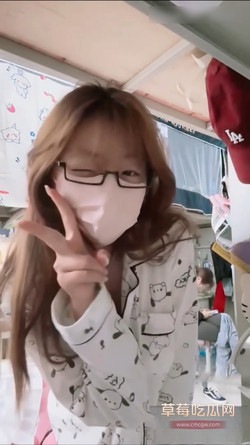 顶级身材反差女大 一只桃桃 5