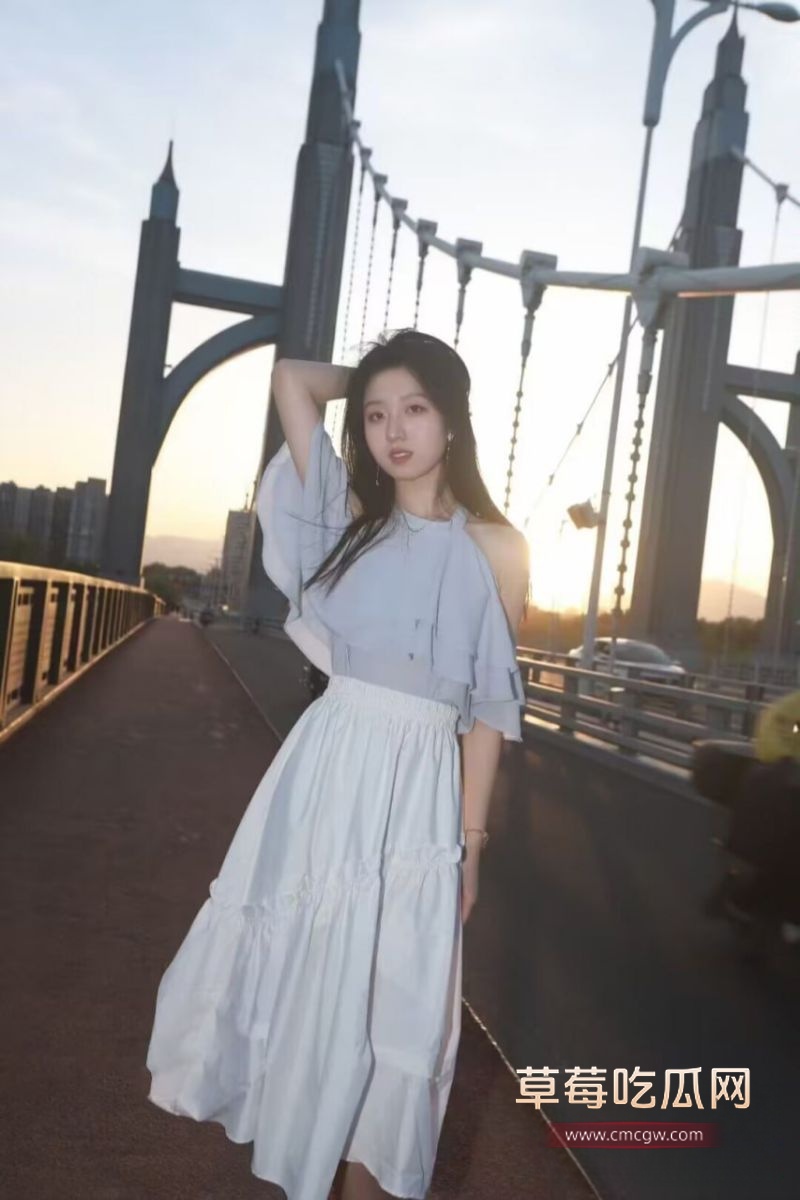 小三照片11 小三照片11