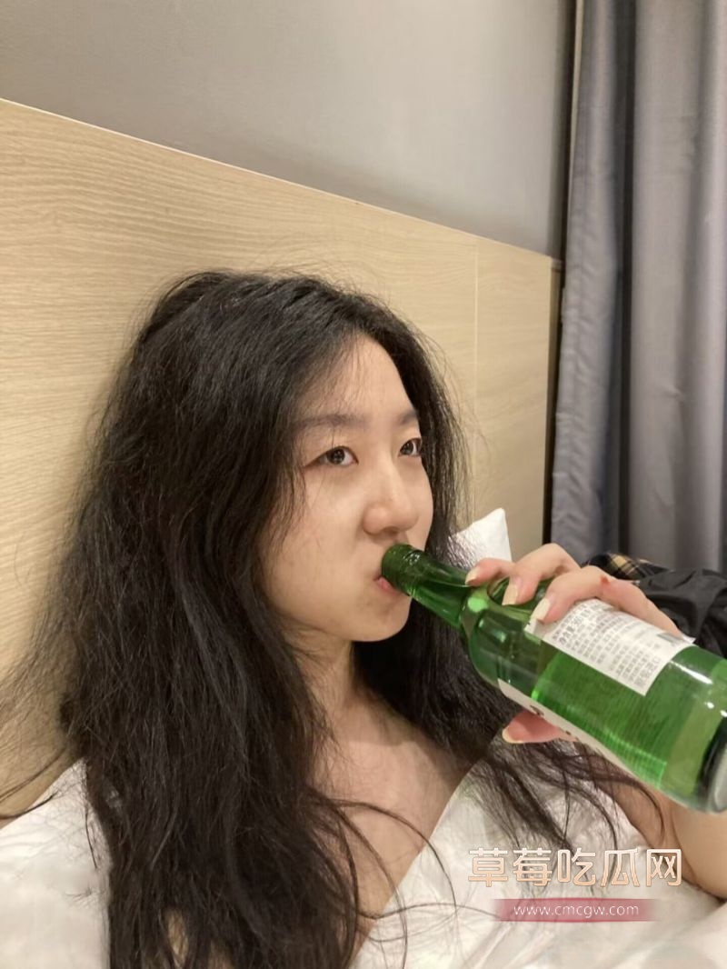 小三照片16 小三照片16