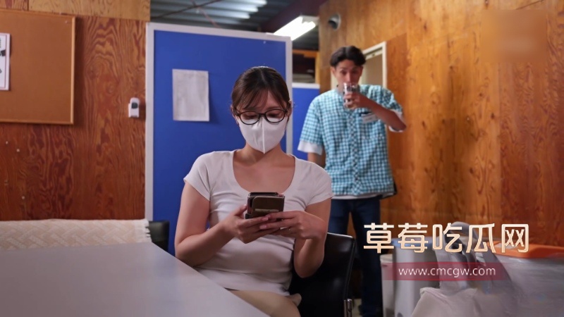 原明星缺爱人妻 1 原明星缺爱人妻 1