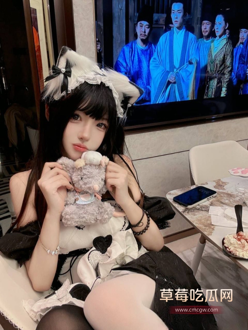 反差小母狗香风智乃 22 反差小母狗香风智乃 22