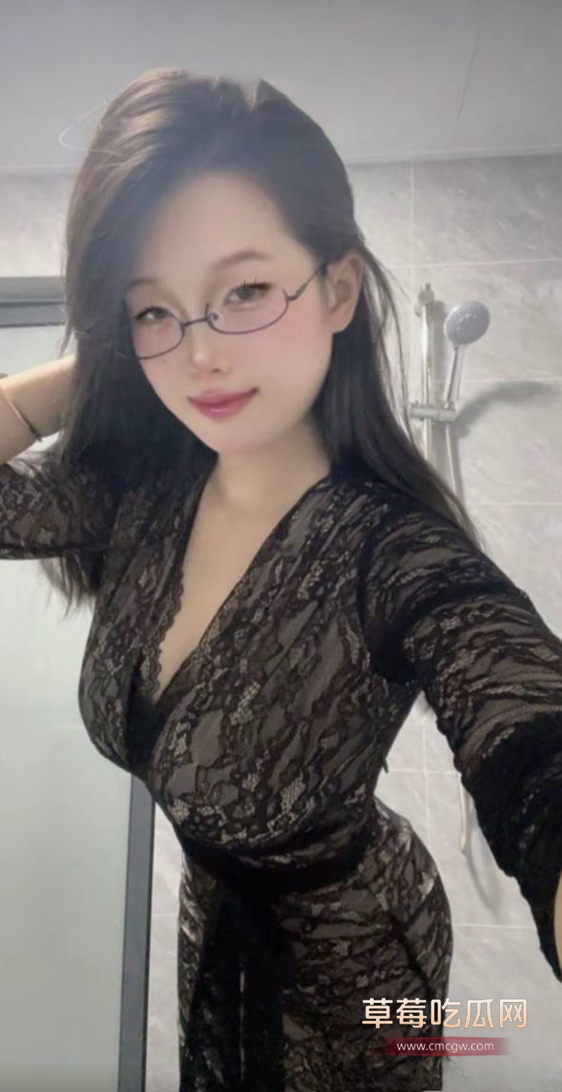 快手网红玫瑰888 34 快手网红玫瑰888 34