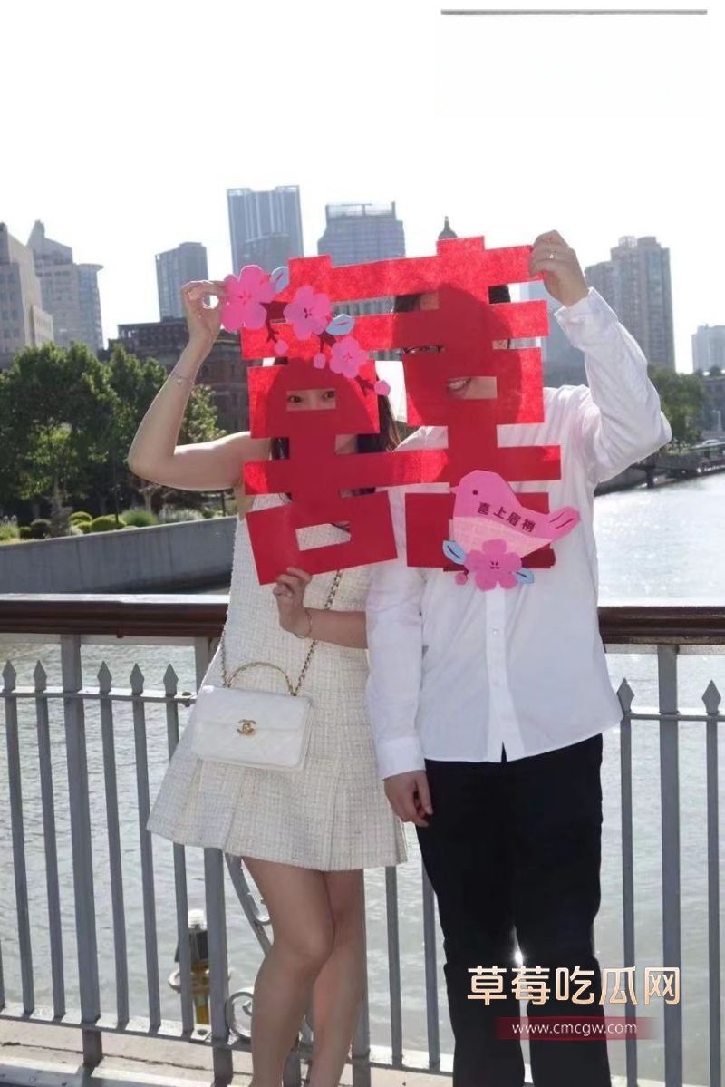 网友侦探式一步步扒出金主身份21