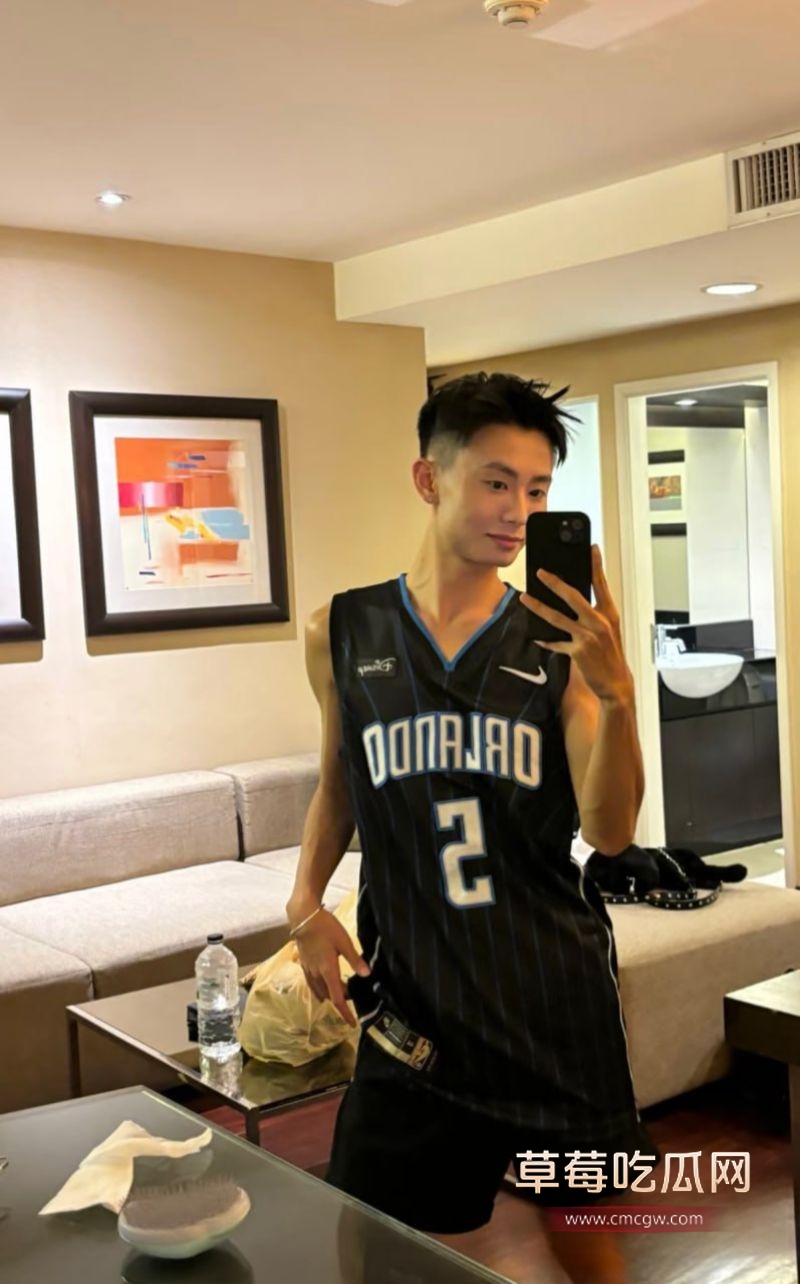 老实人陈焕生的私下自拍7 老实人陈焕生的私下自拍7