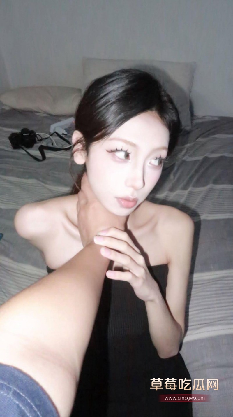 超漂亮的御姐风美女与炮友做爱13