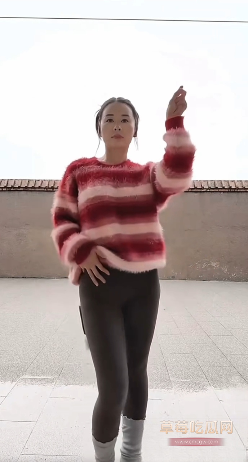 河南信阳南关红领巾幼儿园园长出轨家长 1