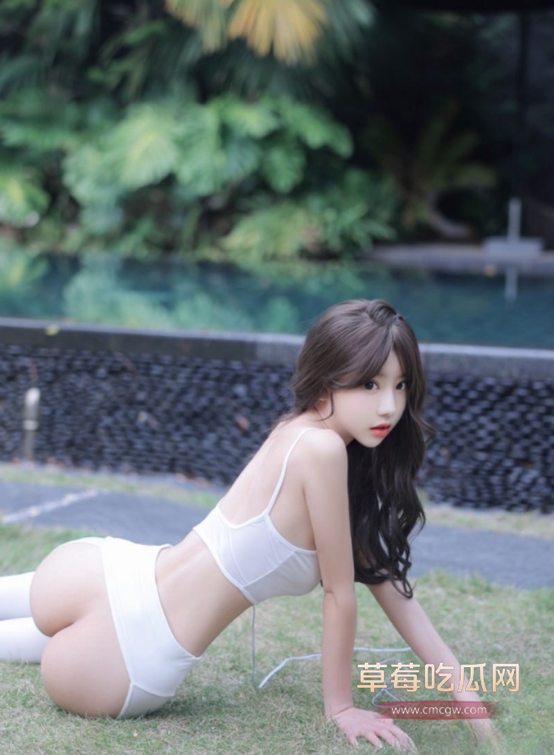 纯情白月光女神桃妖夭会员群付费视频合集曝光 2 纯情白月光女神桃妖夭会员群付费视频合集曝光 2