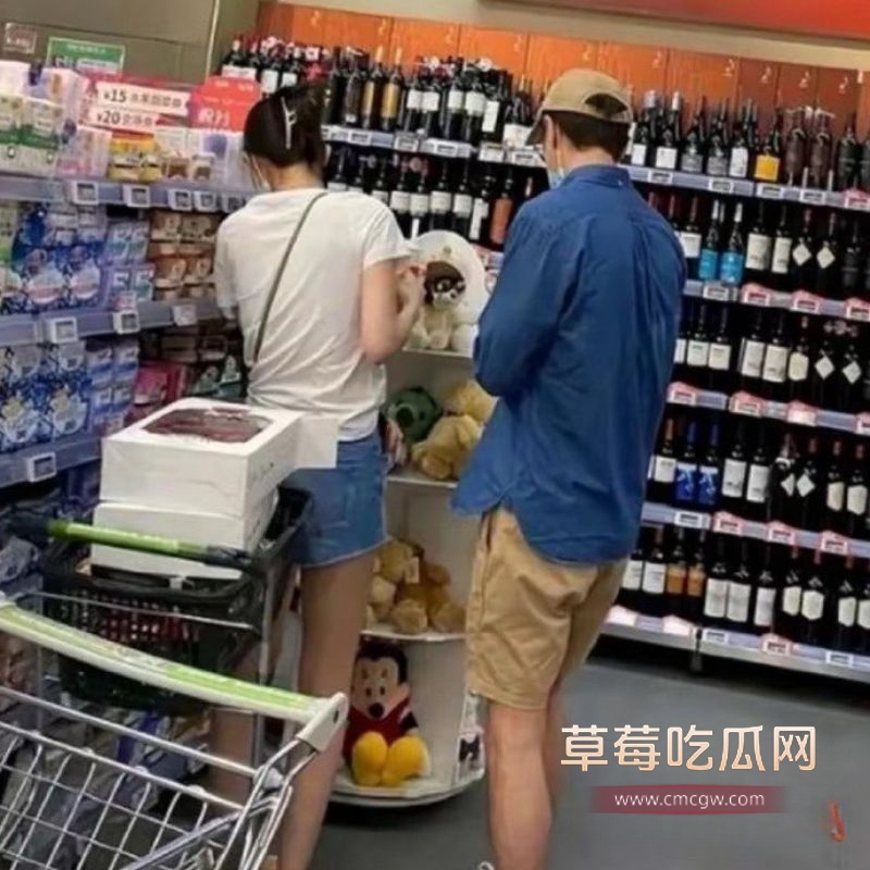 王玉雯与37岁杨玏被曝分手4