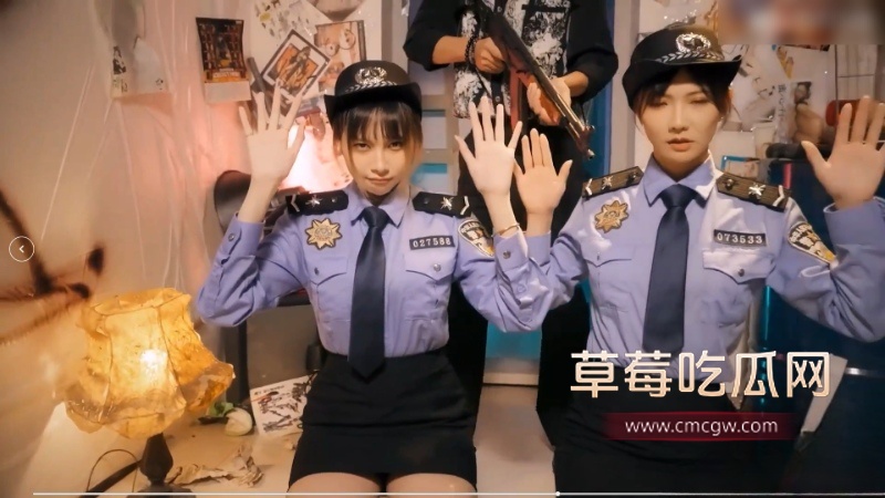 涩点点 凌辱女警姐妹花 15 涩点点 凌辱女警姐妹花 15