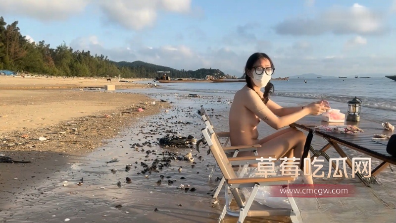 cikaimoonLiWaynix海边全裸 4