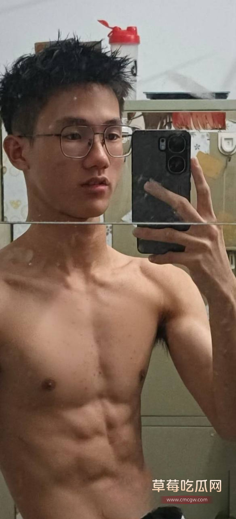 肌肉男为了400块做起主人的任务 6 肌肉男为了400块做起主人的任务 6