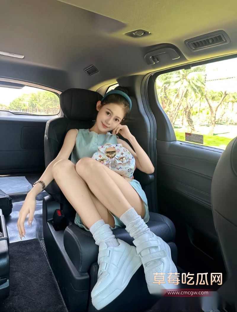 演员明星宋晓峰女儿宋之馨8