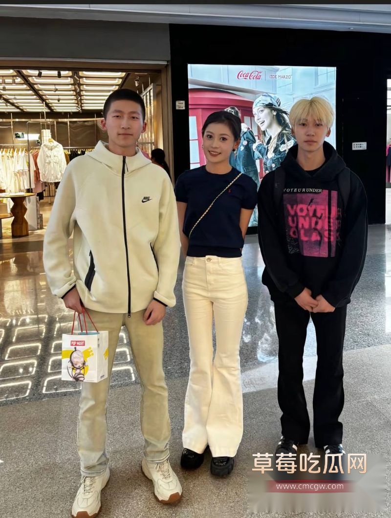 演员明星宋晓峰女儿宋之馨12