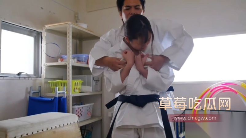 暗恋喜欢的妹子被人渣强J了 2