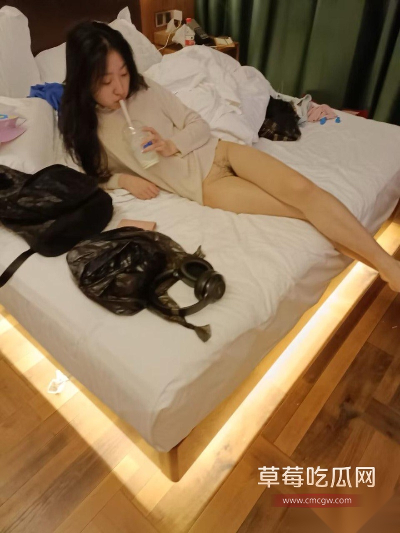 独家泄密五官精致的极品校花 41 独家泄密五官精致的极品校花 41