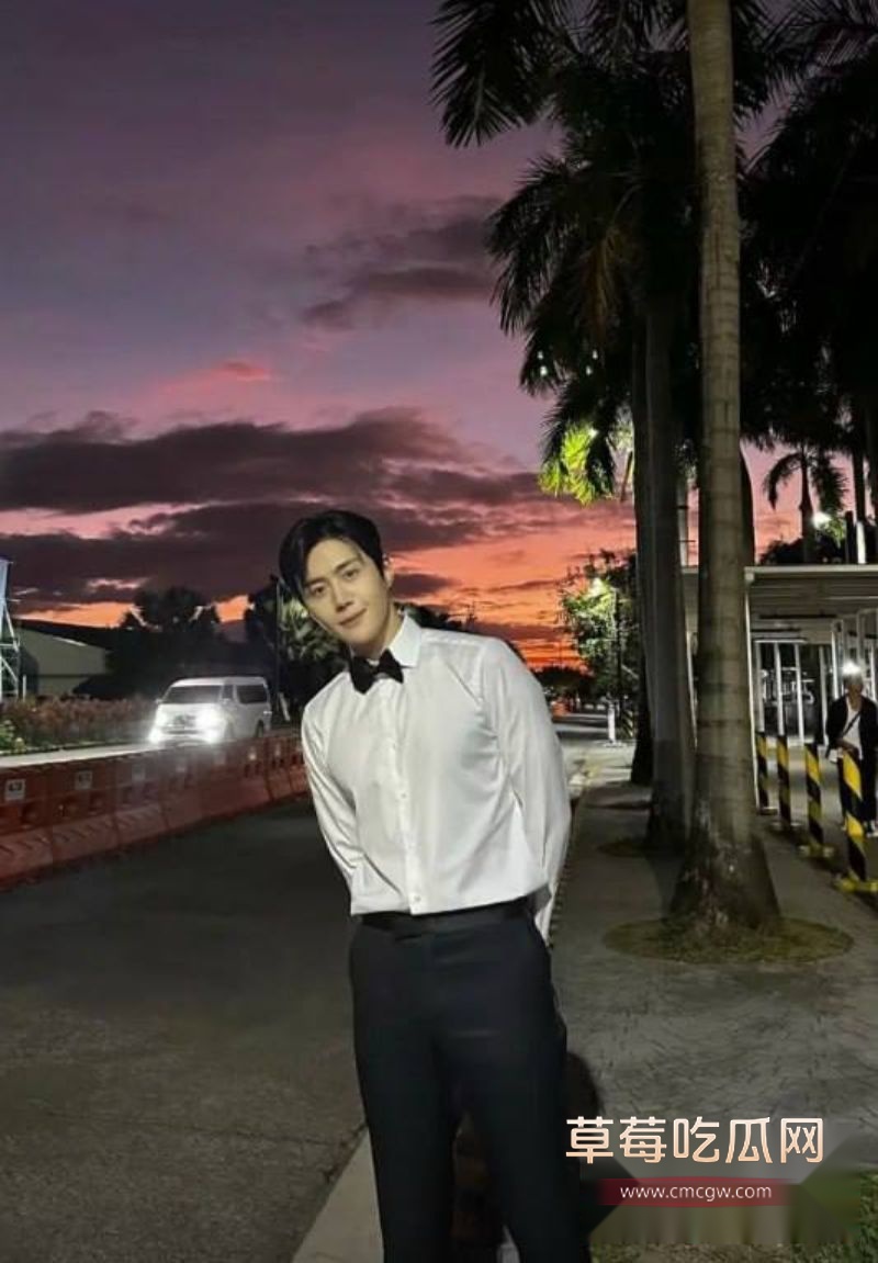 韩国明星金宣虎照片5