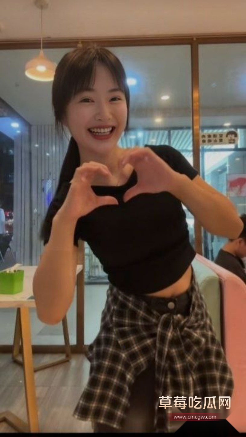 广西极品反差婊姚小妹2 广西极品反差婊姚小妹2