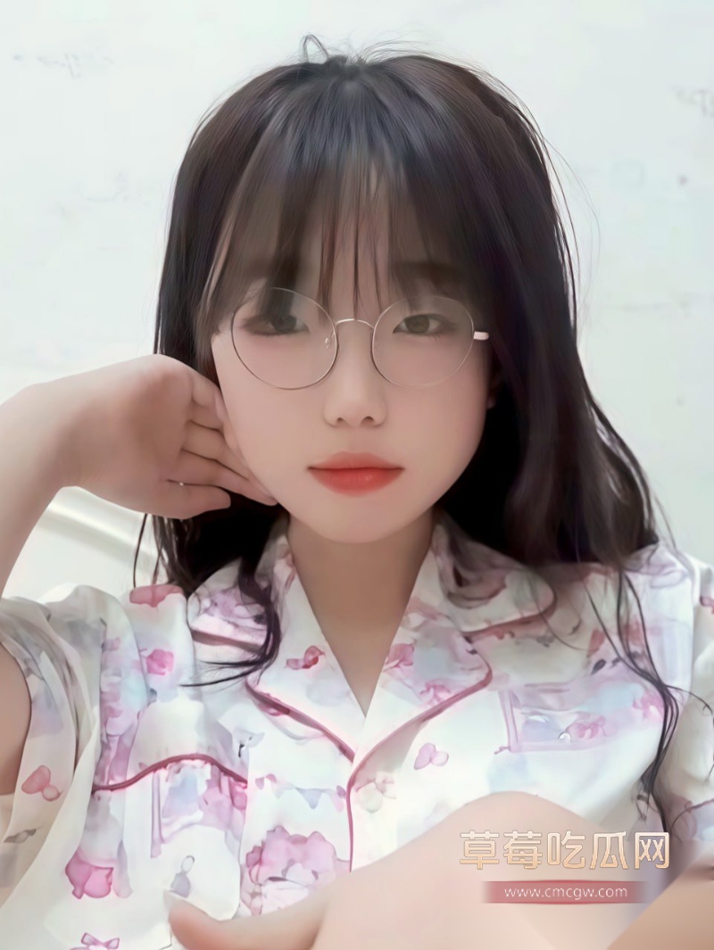 浙江大学眼镜妹苏念语 12 浙江大学眼镜妹苏念语 12