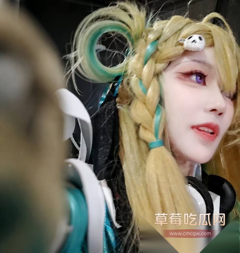 B站cos一只塔娅娅Su7