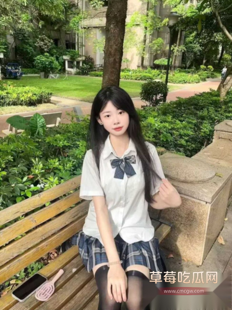 四川大学美女董春妙2 四川大学美女董春妙2