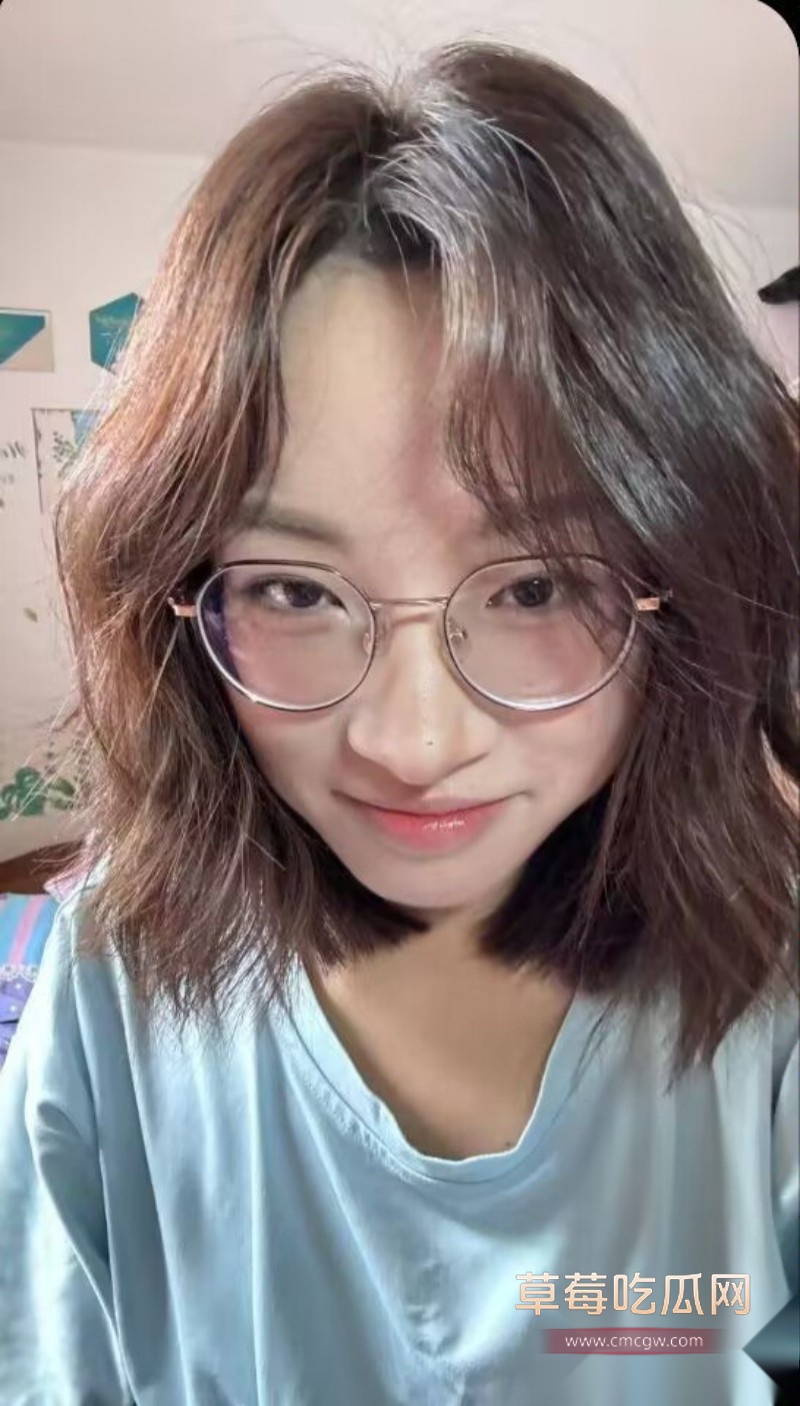 武汉大学情侣4 武汉大学情侣4