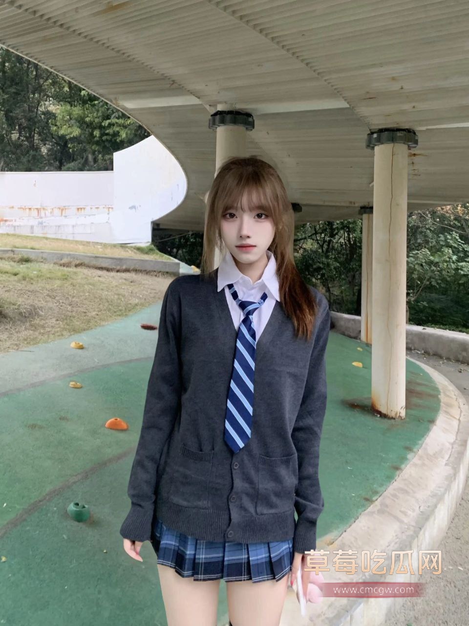 叚钞玩妹2.jpg 叚钞玩妹2.jpg