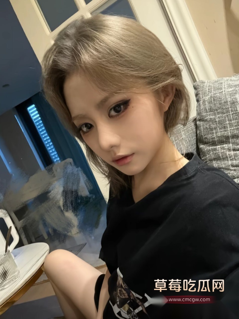 广州纹身哥泡高颜学生妹唐悦熙 11