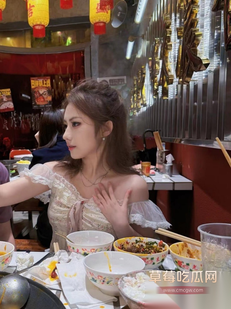 广州纹身哥泡高颜学生妹唐悦熙 12