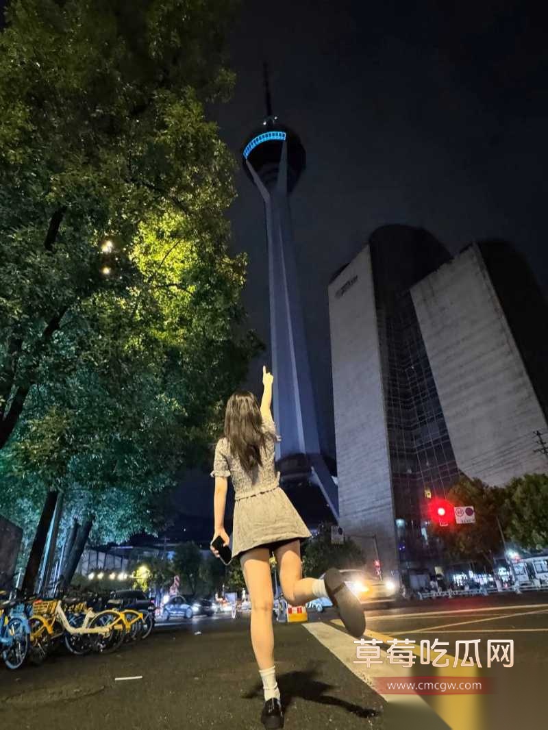 江西男幼师邱意恋爱期间出轨 24 江西男幼师邱意恋爱期间出轨 24