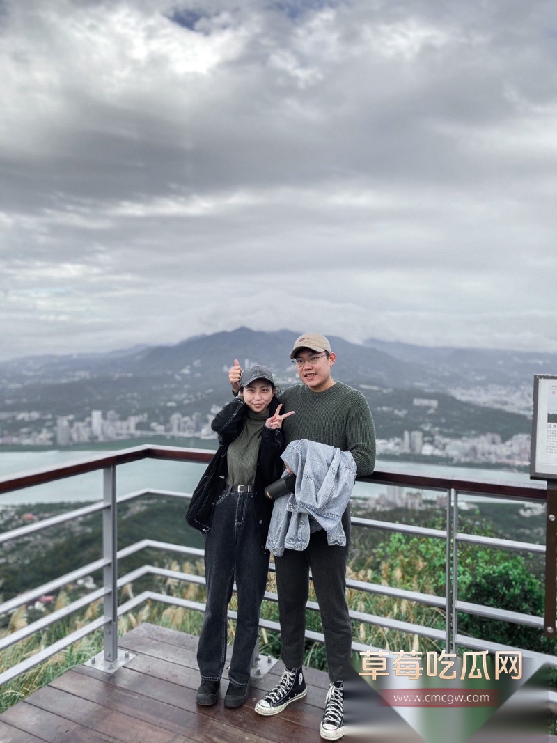 上海大学巨乳女大 怡慧 18