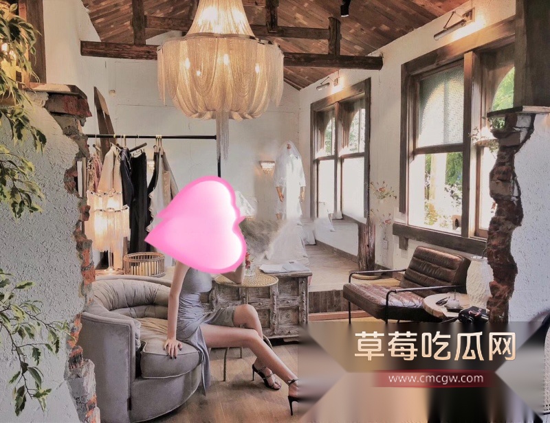 小雨是个大奶骚空姐 25 小雨是个大奶骚空姐 25