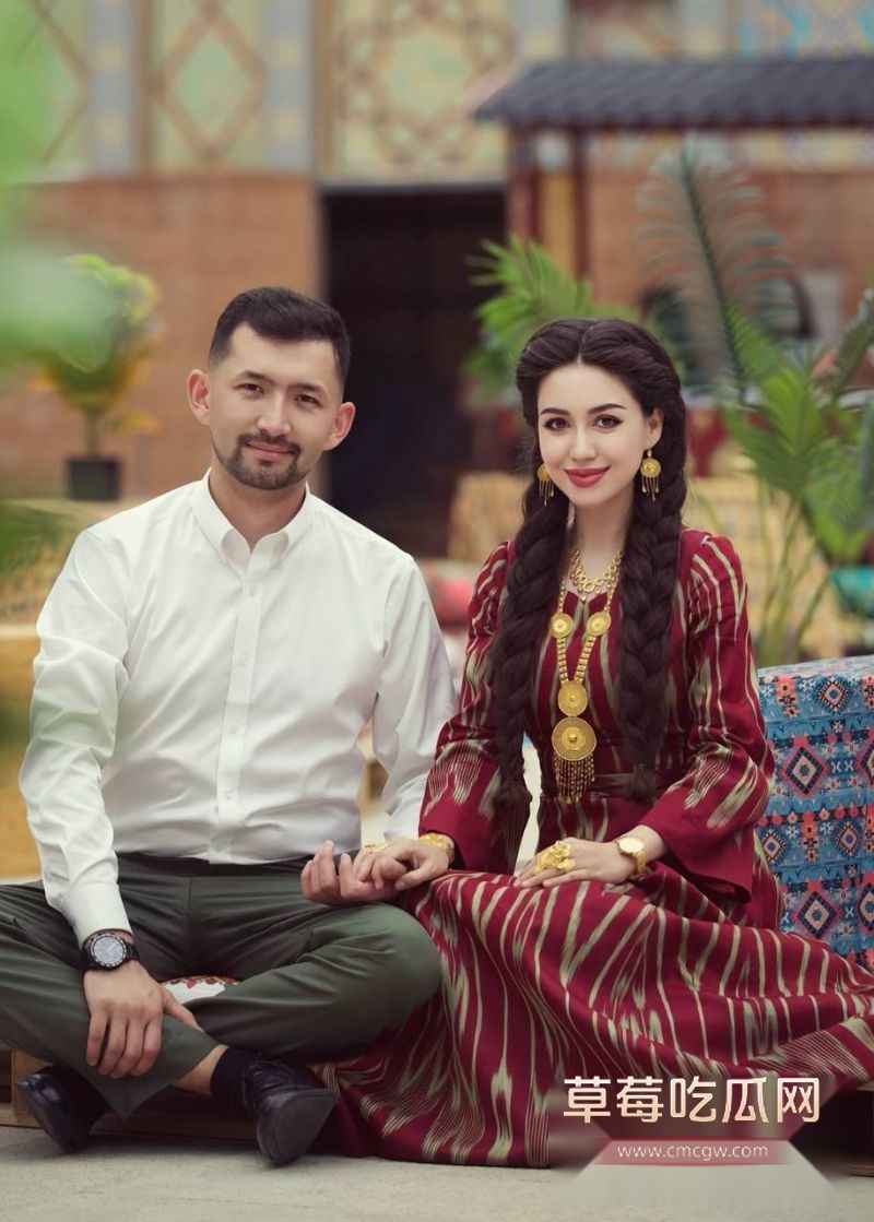 小Sadakat姐的出轨对象“摄影师”4 小Sadakat姐的出轨对象“摄影师”4