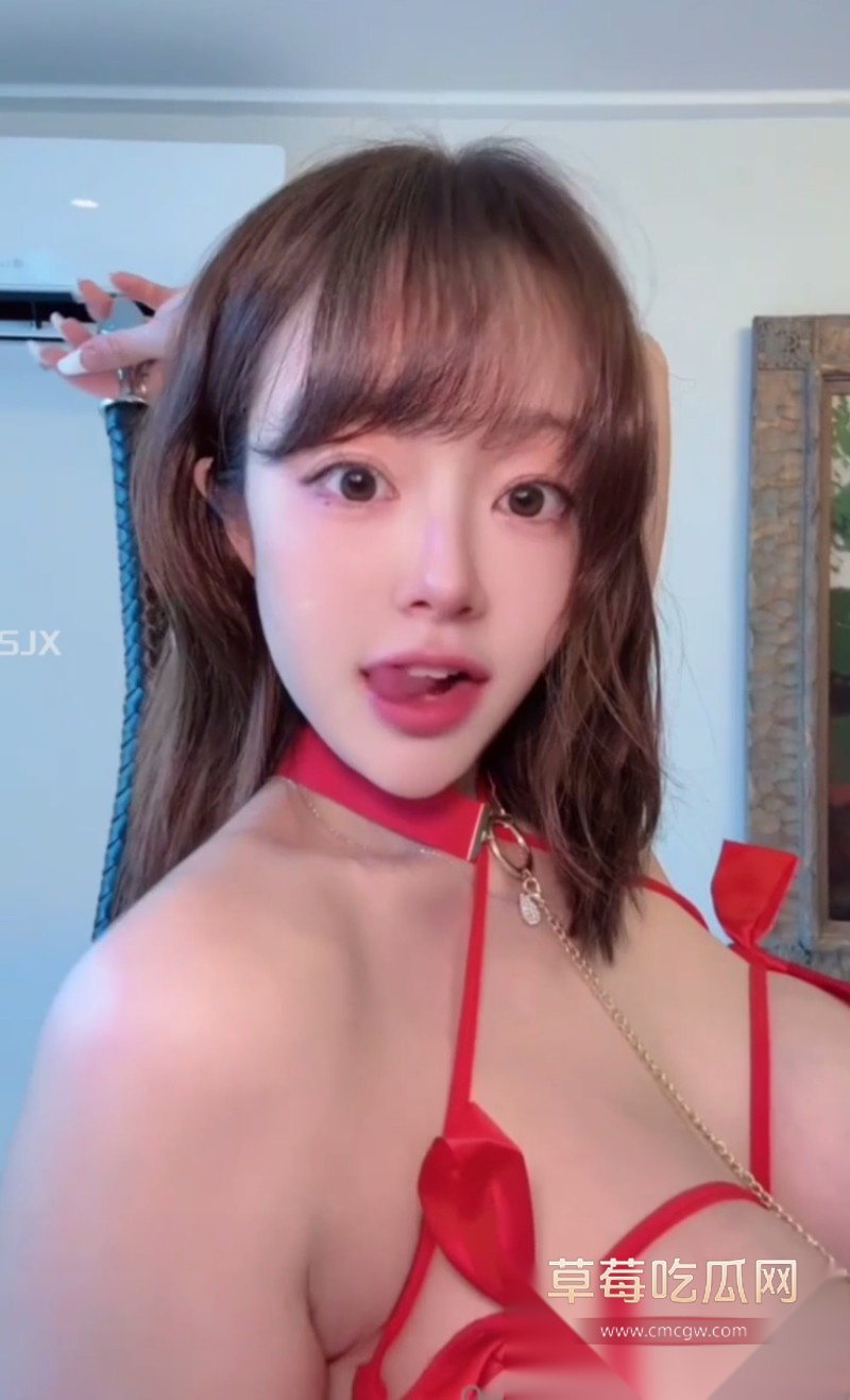 韩国童颜巨乳福利姬tantan4hip8