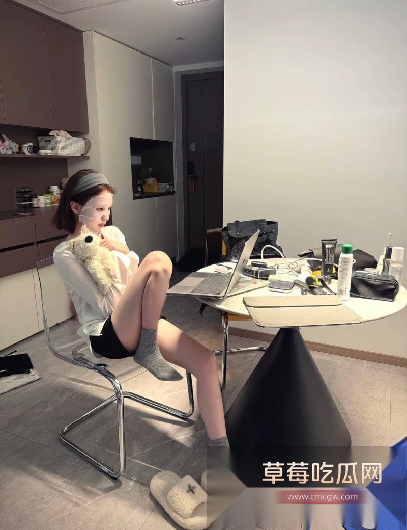 54w粉丝女神凡随意张艺凡 被现任男友7ce发小作文实锤出轨 69 54w粉丝女神凡随意张艺凡 被现任男友7ce发小作文实锤出轨 69