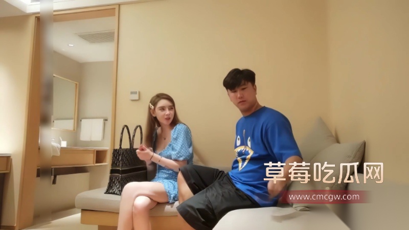 小宝寻花极品颜值美乳蓝裙外围妹子 1