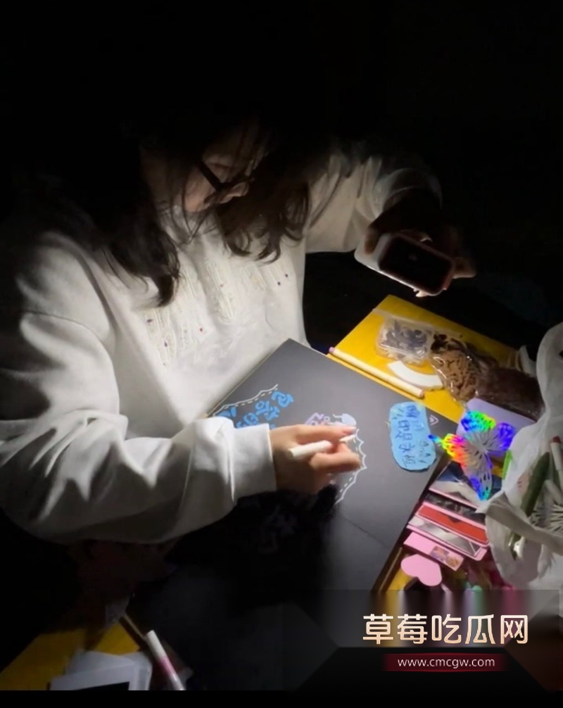 34W长沙财经网红六尺巷塌房实锤 边谈恋爱边狂操女友闺蜜  13