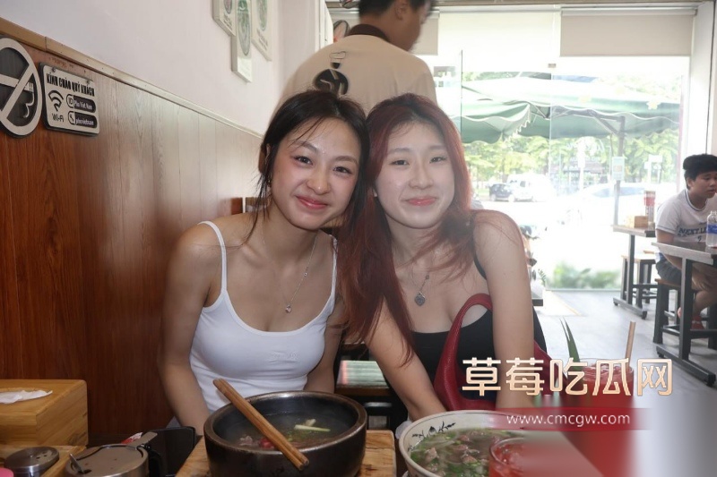 新加坡博主nadine 20