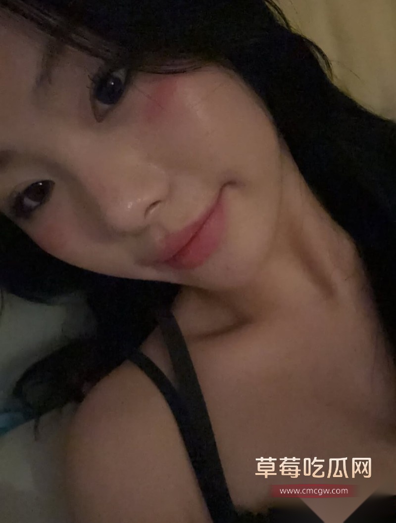 小网美给男友的全裸自慰视频1