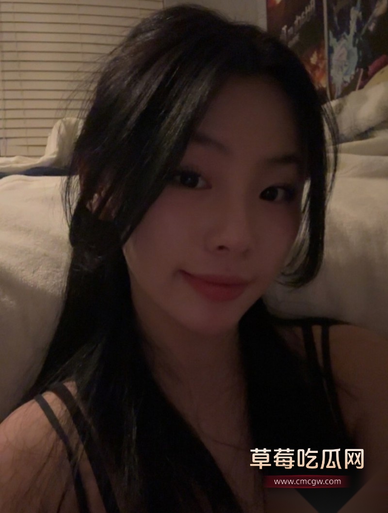 小网美给男友的全裸自慰视频4